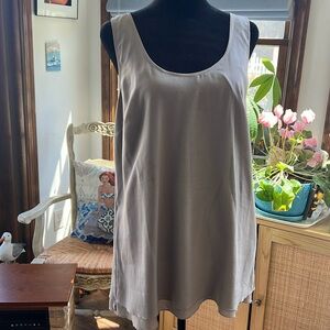 Gap sleeveless top M